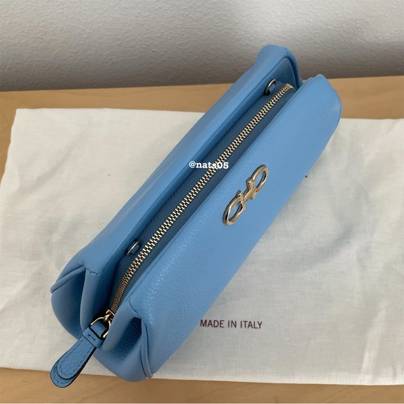 ☀️NWT☀️Salvatore Ferragamo Gnacini Clutch Bag - Picture 5 of 10